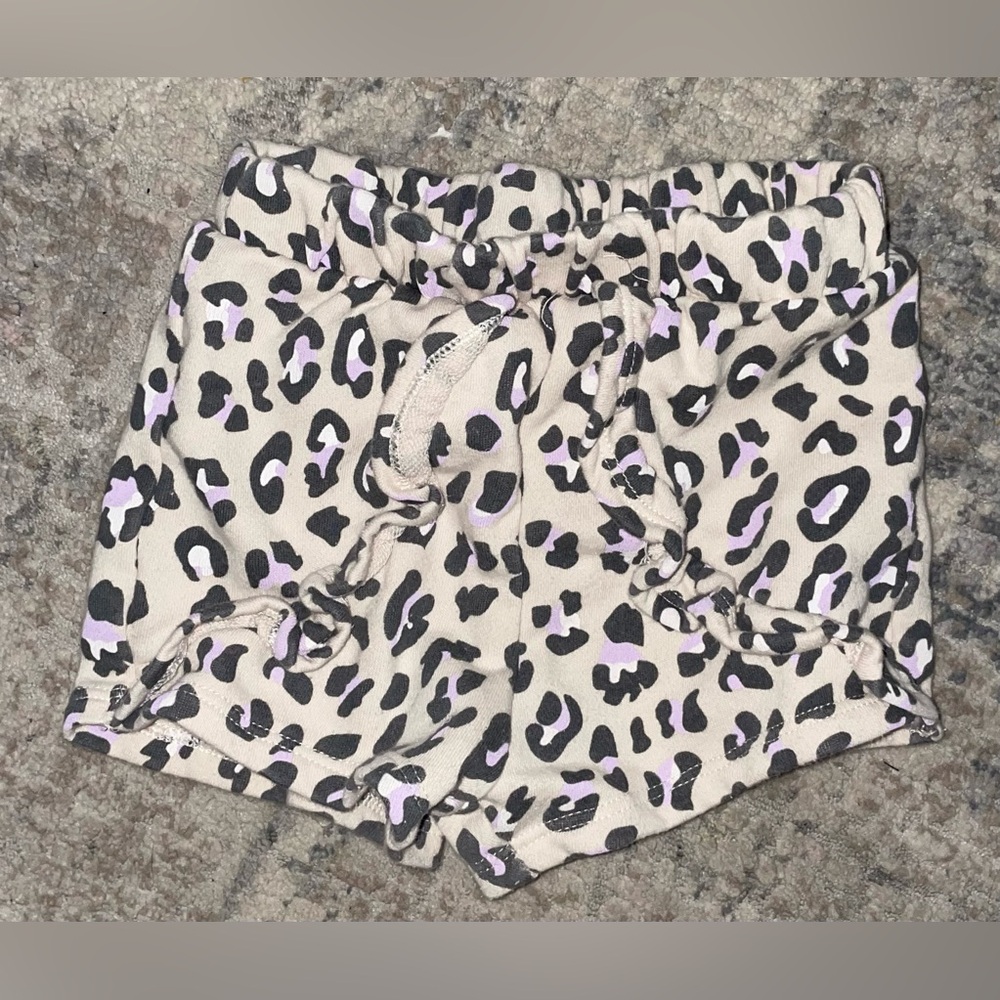 Grayson Mini leopard print shorts